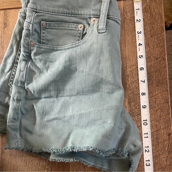 J Crew Mercantile Seafoam Green Cutoff Denim Short Size 28 Boho Coastal Vacation - Picture 8 of 9